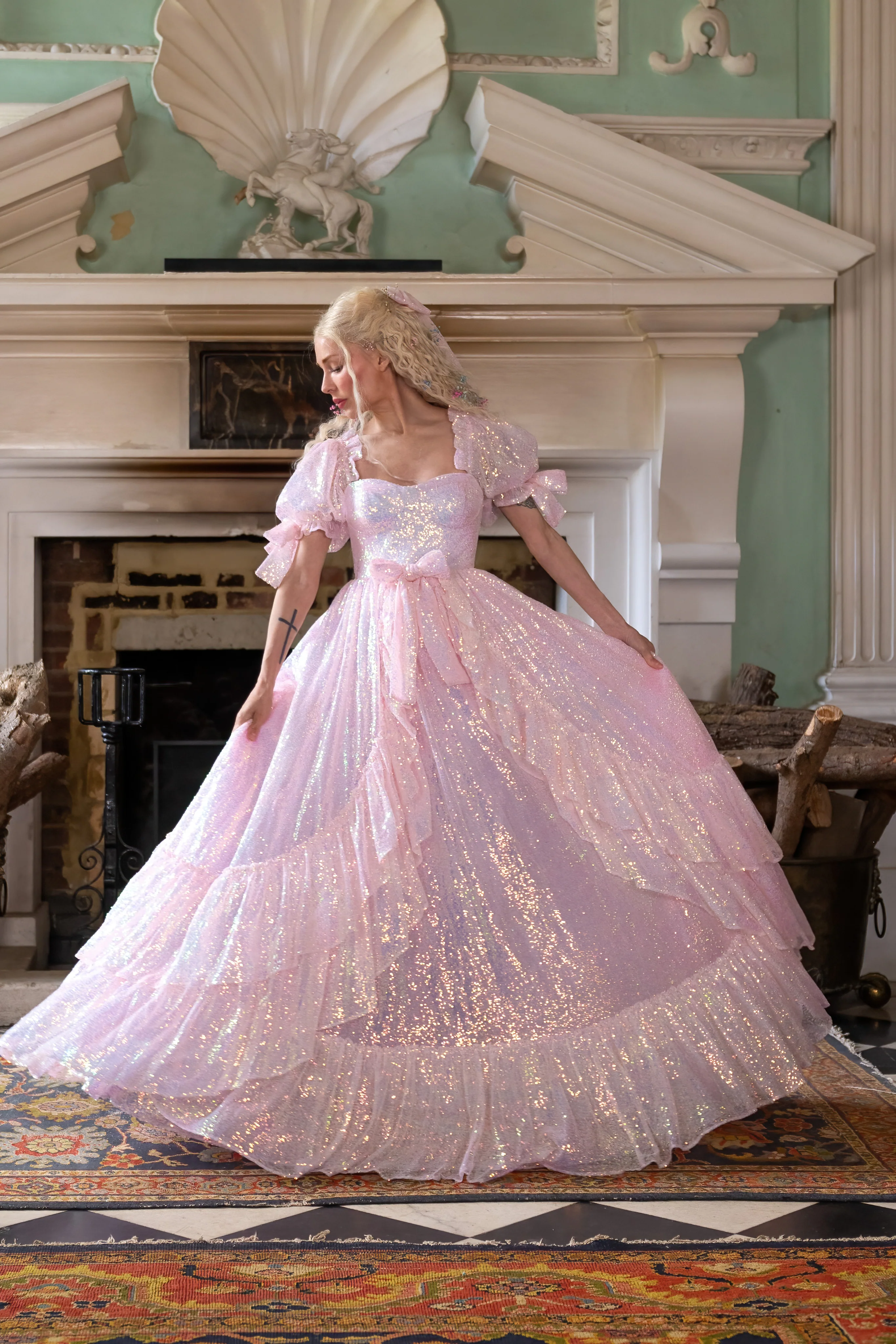 Aphrodite's Kiss Legacy Gown - Image 12