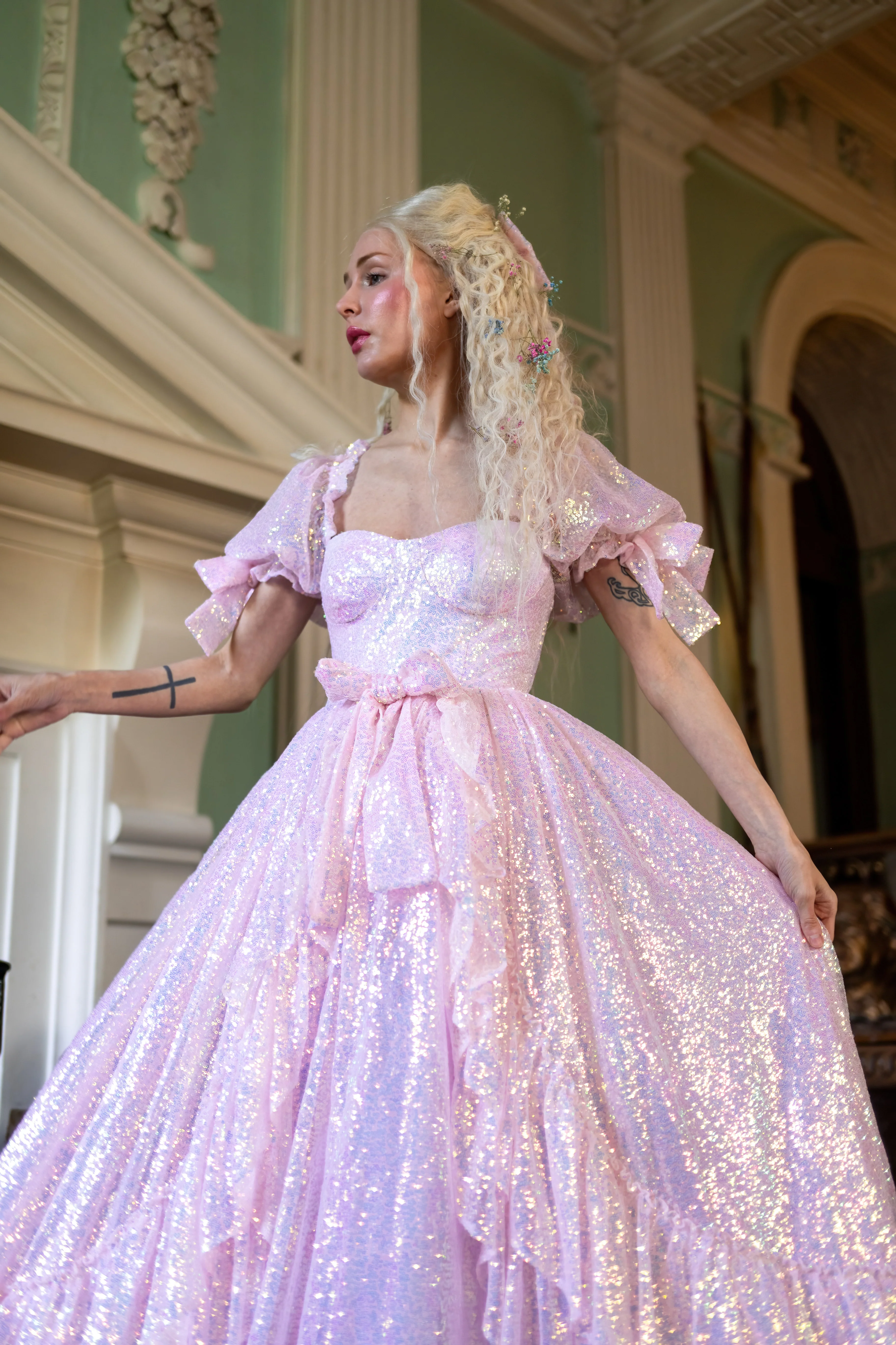 Aphrodite's Kiss Legacy Gown - Image 20