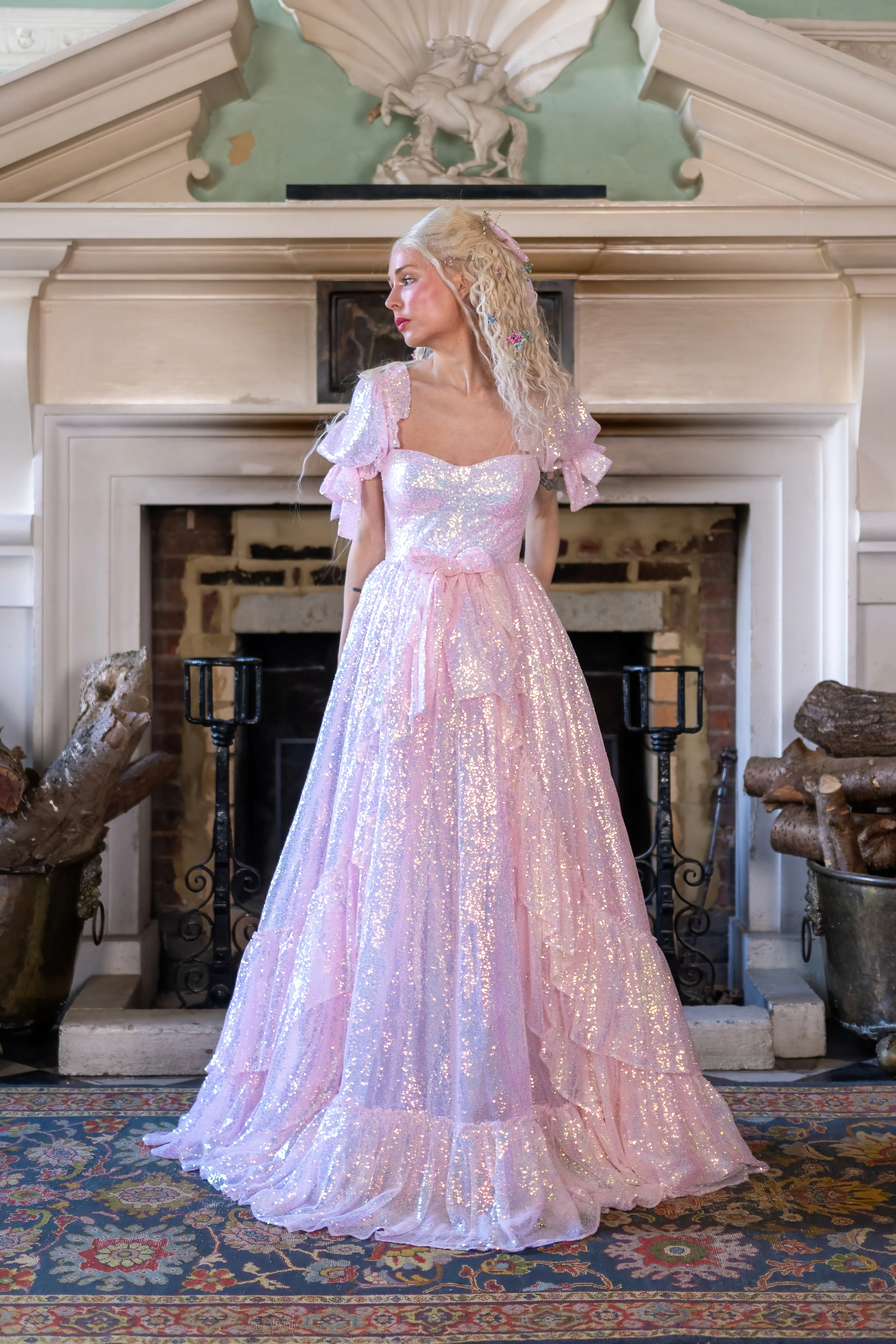 Aphrodite's Kiss Legacy Gown - Image 4