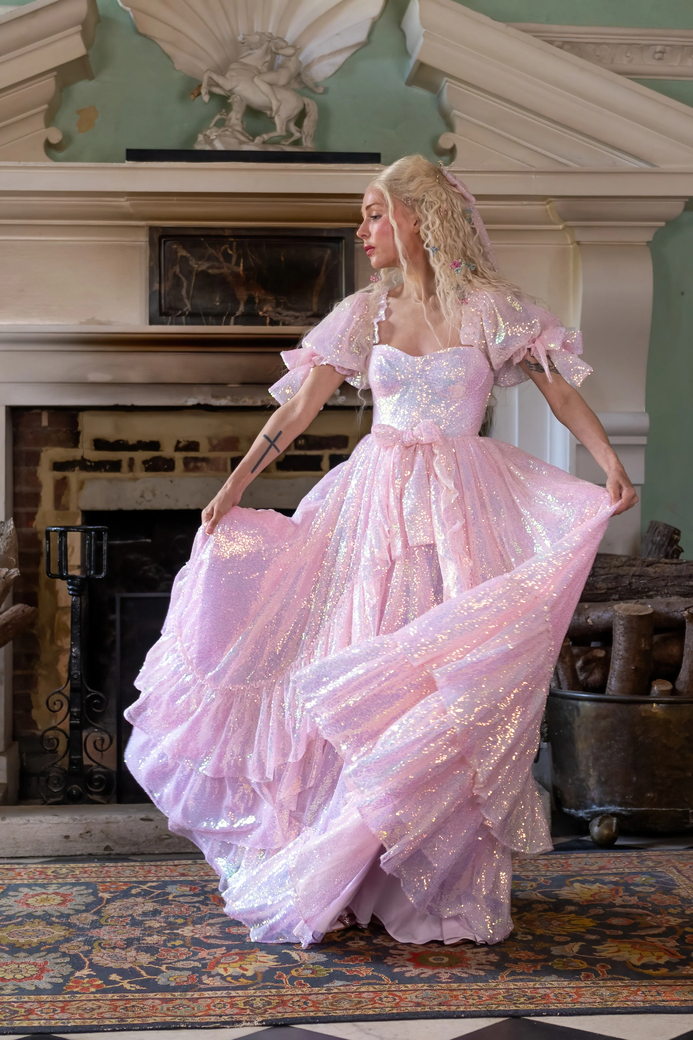 Aphrodite's Kiss Legacy Gown - Image 7