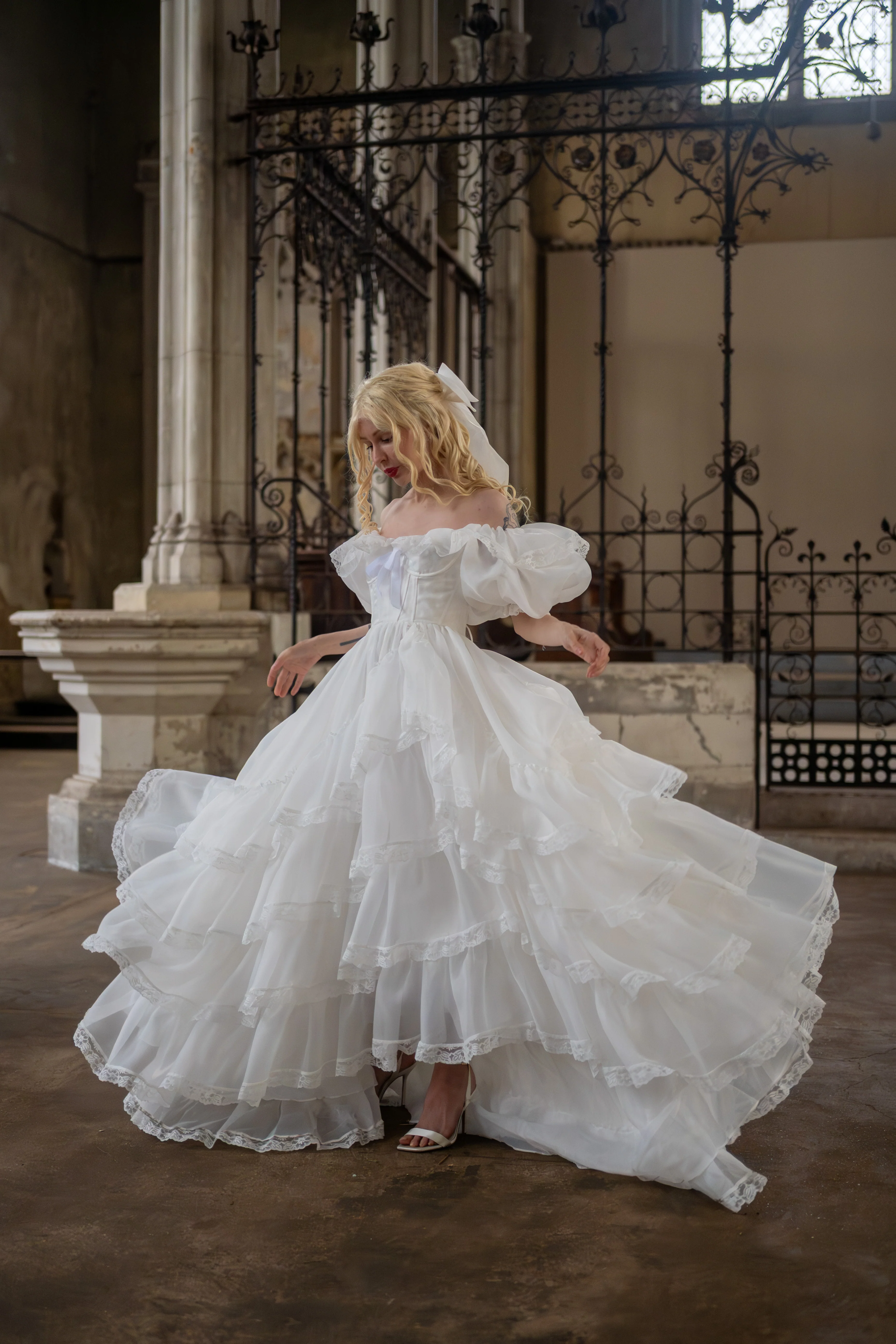 Créme Chantilly Ingénue Gown - Image 13