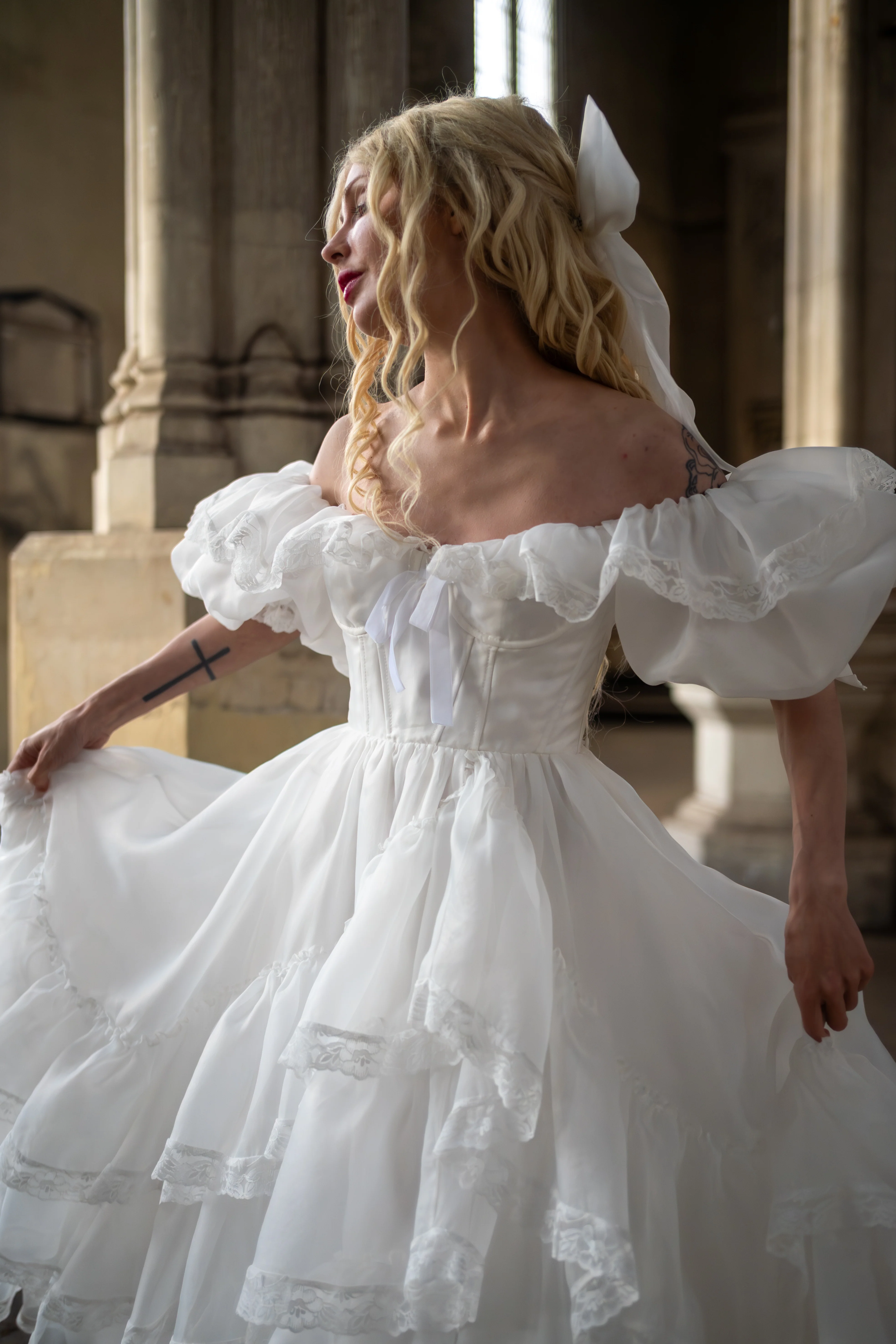 Créme Chantilly Ingénue Gown - Image 4