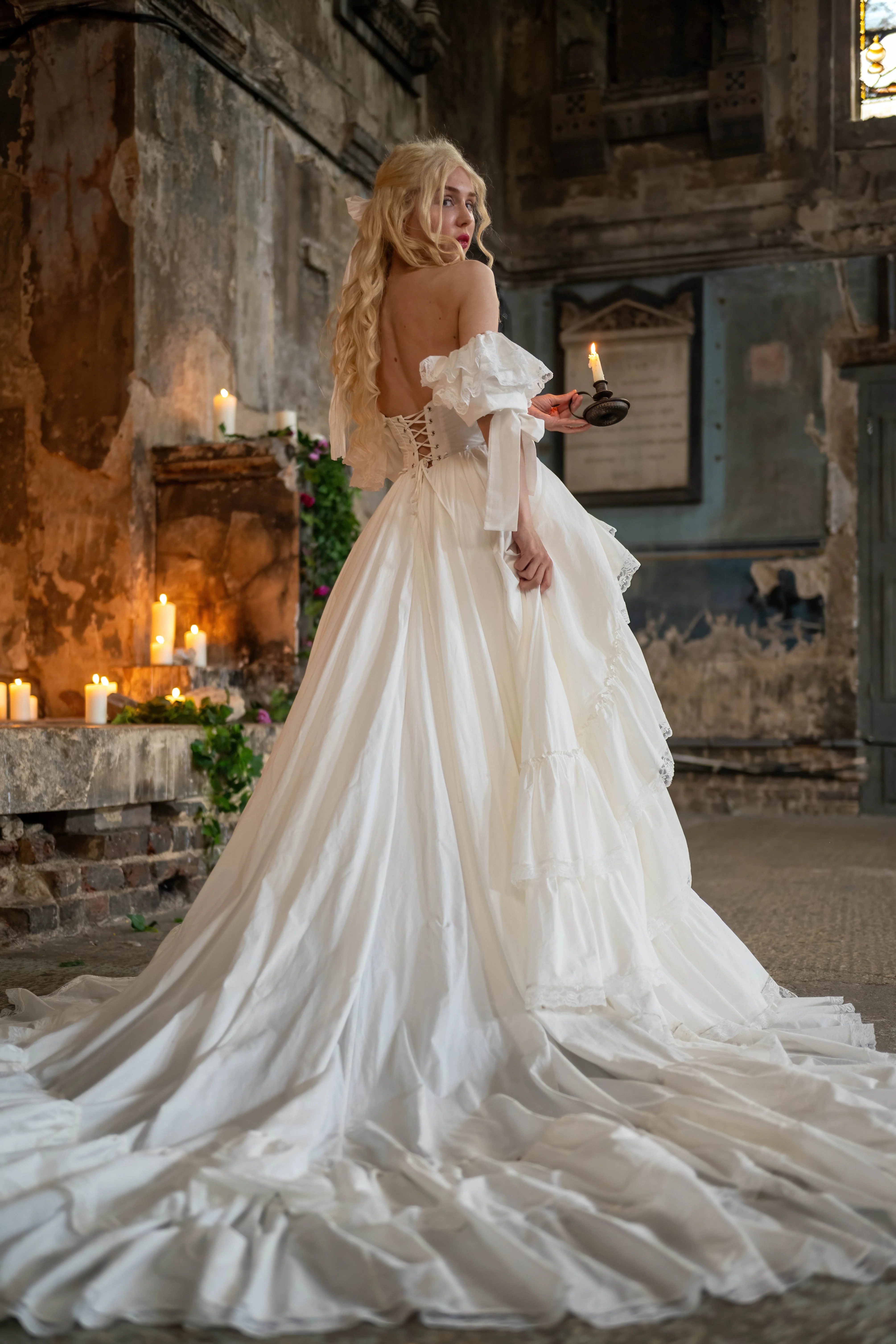 Miss Daae Bridal Gown - Image 7