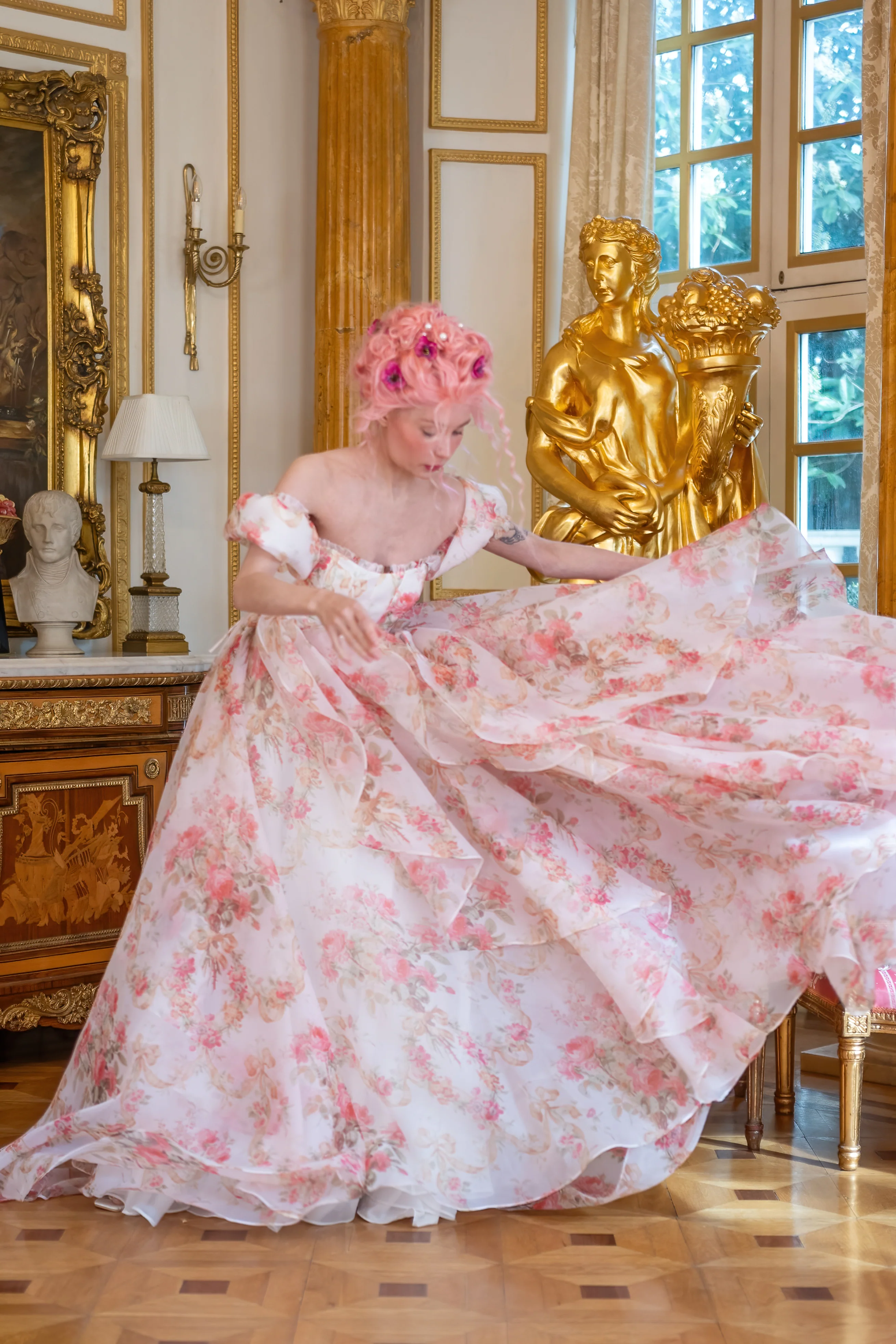 Venetian Rose Renaissance Gown - Image 16
