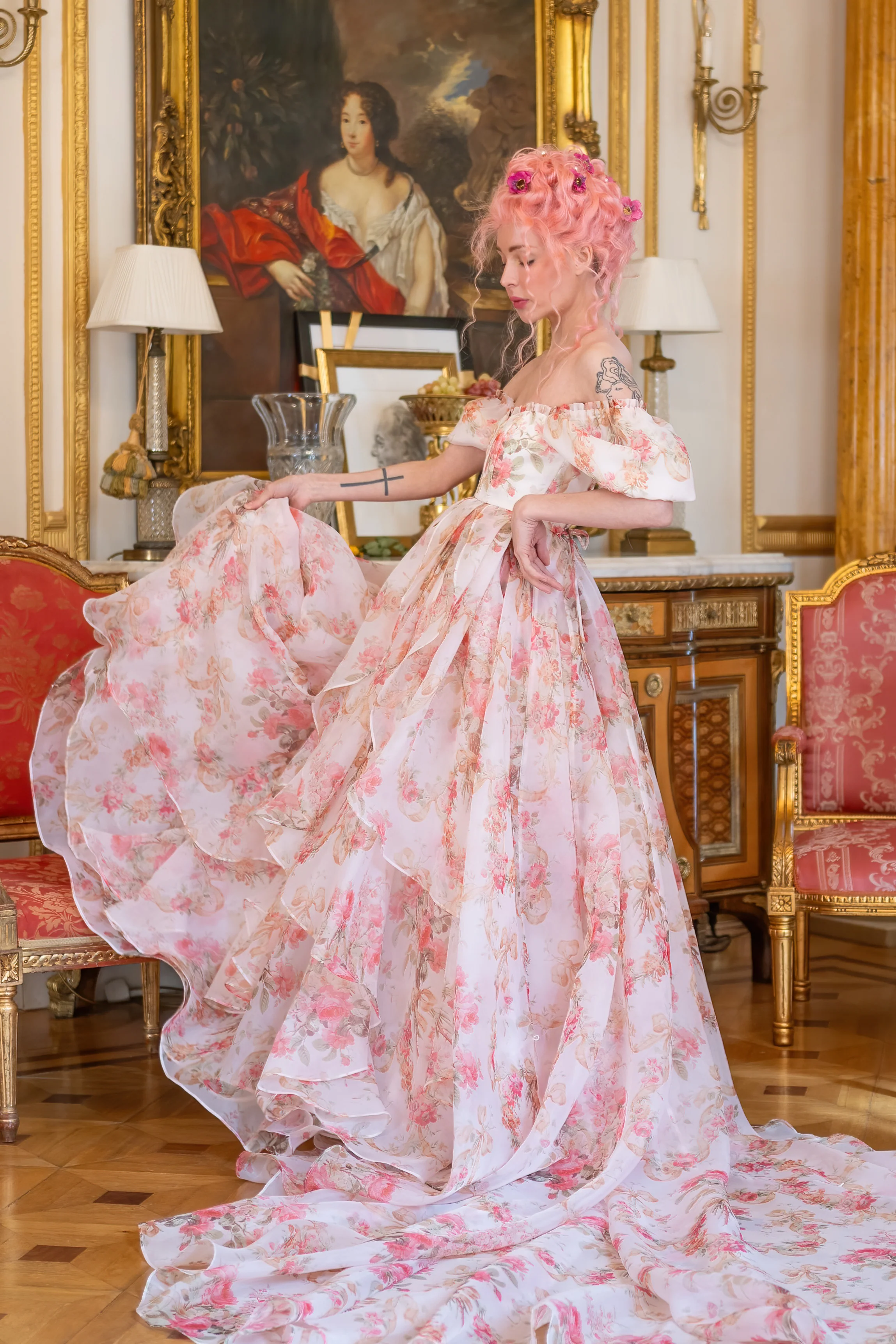 Venetian Rose Renaissance Gown - Image 3