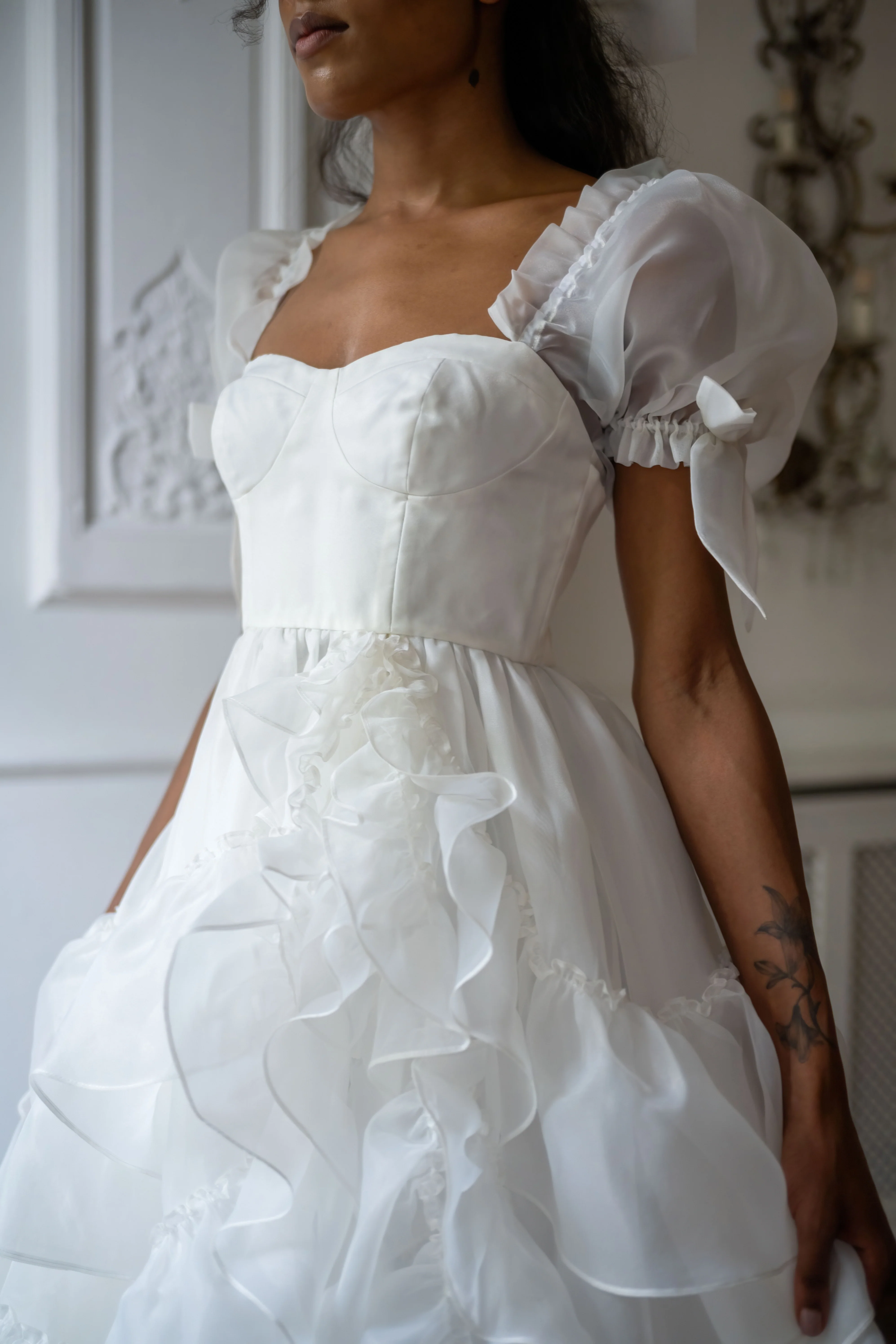 White Swan Mademoiselle Gown - Image 18